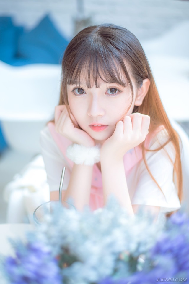 一个人经过不同程度的锻炼，就获得不同程度的修养不同程度的效益。好比香料，捣得愈碎，磨得愈细，香得愈浓烈。